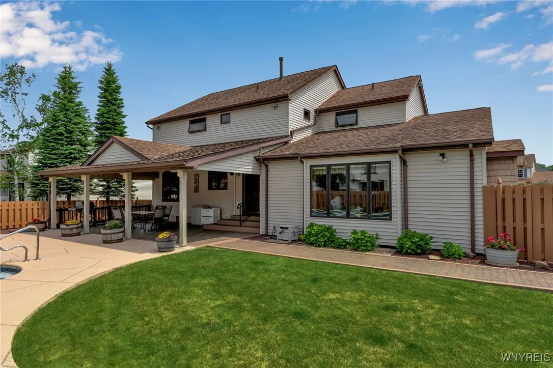 57 Brookwood Drive, West Seneca, New York 14224, West Seneca, New York 14224, 4 Bedrooms Bedrooms, 8 Rooms Rooms,2 BathroomsBathrooms,Residential,Closed,57 Brookwood Drive, West Seneca, New York 14224,B1615224