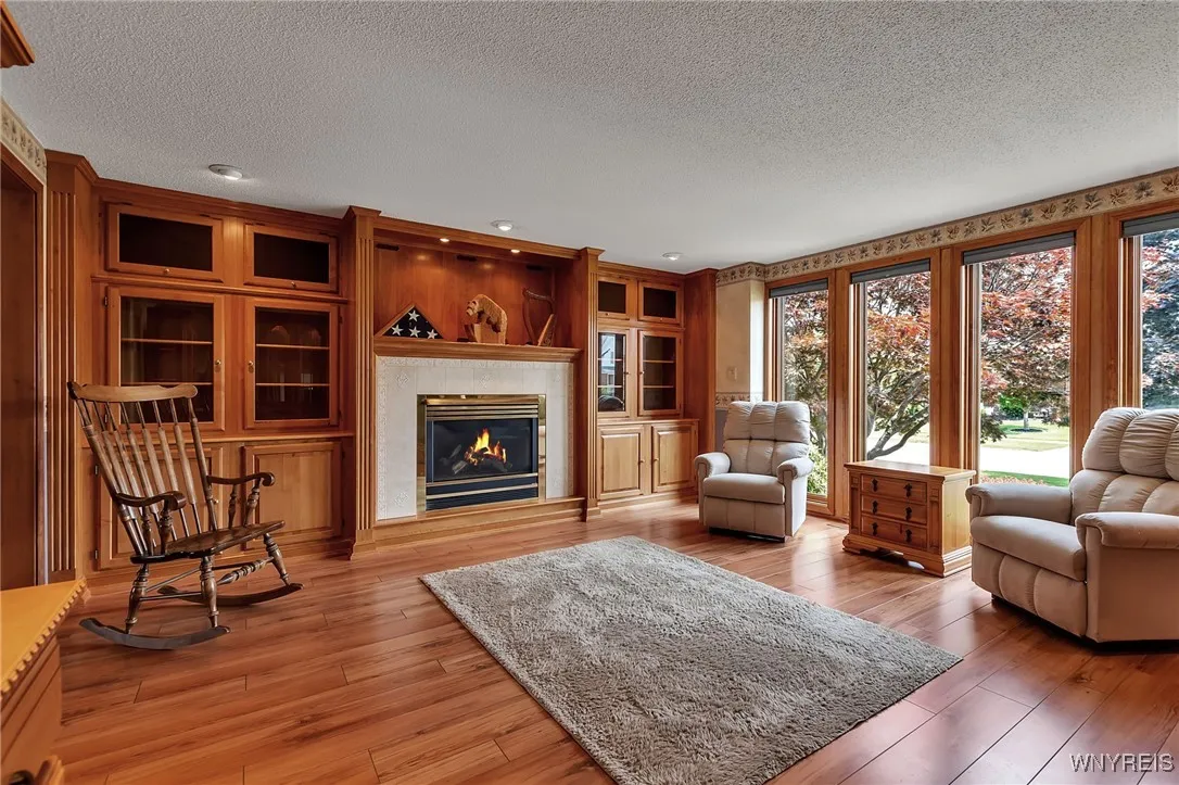 57 Brookwood Drive, West Seneca, New York 14224, West Seneca, New York 14224, 4 Bedrooms Bedrooms, 8 Rooms Rooms,2 BathroomsBathrooms,Residential,Closed,57 Brookwood Drive, West Seneca, New York 14224,B1615224
