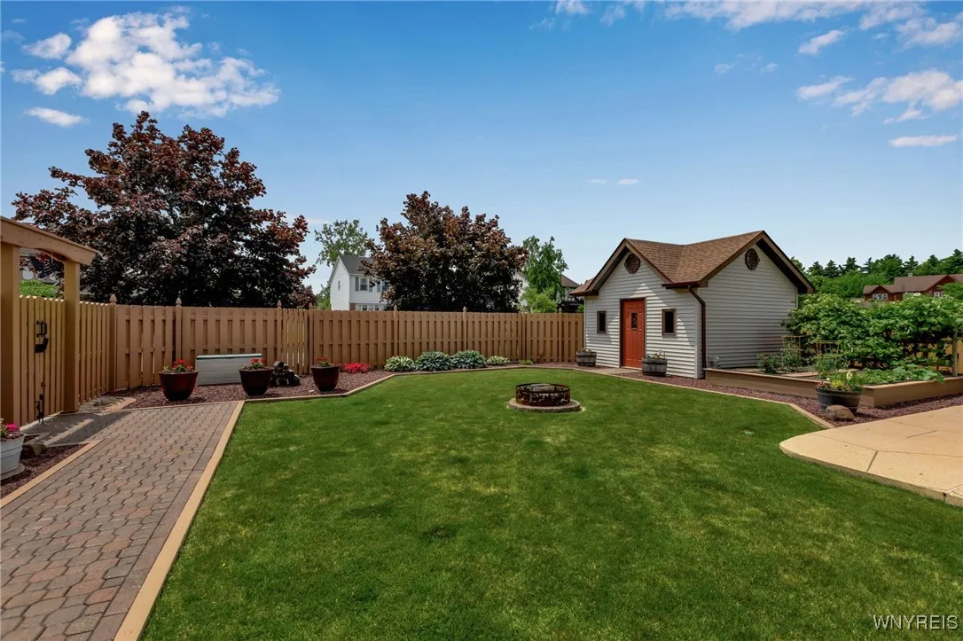 57 Brookwood Drive, West Seneca, New York 14224, West Seneca, New York 14224, 4 Bedrooms Bedrooms, 8 Rooms Rooms,2 BathroomsBathrooms,Residential,Closed,57 Brookwood Drive, West Seneca, New York 14224,B1615224