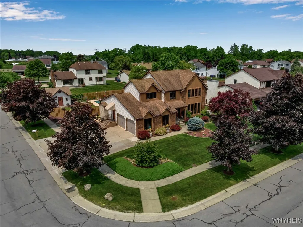 57 Brookwood Drive, West Seneca, New York 14224, West Seneca, New York 14224, 4 Bedrooms Bedrooms, 8 Rooms Rooms,2 BathroomsBathrooms,Residential,Closed,57 Brookwood Drive, West Seneca, New York 14224,B1615224