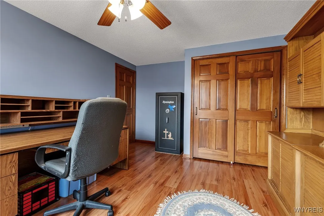 57 Brookwood Drive, West Seneca, New York 14224, West Seneca, New York 14224, 4 Bedrooms Bedrooms, 8 Rooms Rooms,2 BathroomsBathrooms,Residential,Closed,57 Brookwood Drive, West Seneca, New York 14224,B1615224