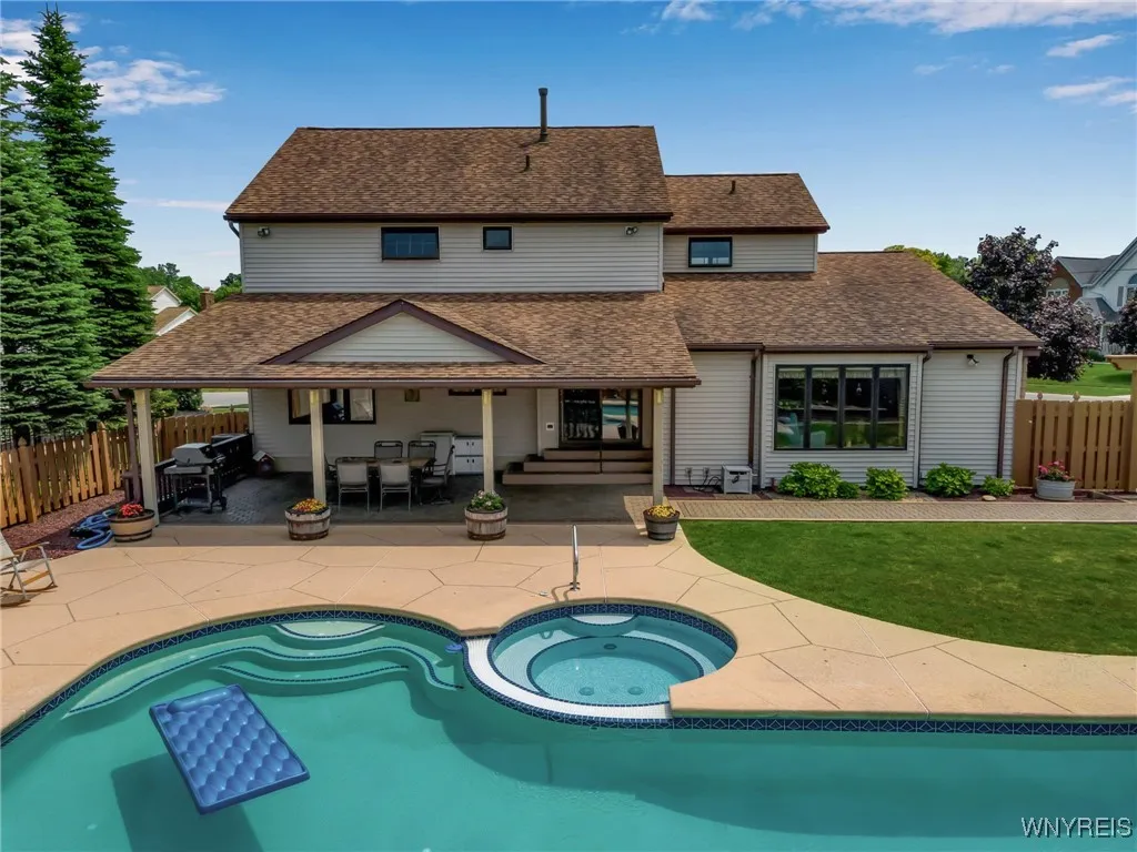 57 Brookwood Drive, West Seneca, New York 14224, West Seneca, New York 14224, 4 Bedrooms Bedrooms, 8 Rooms Rooms,2 BathroomsBathrooms,Residential,Closed,57 Brookwood Drive, West Seneca, New York 14224,B1615224