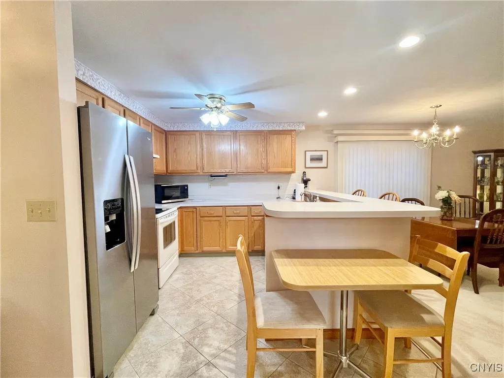401 Clouds View Circle, Camillus, New York 13031, Camillus, New York 13031, 2 Bedrooms Bedrooms, 6 Rooms Rooms,2 BathroomsBathrooms,Residential,Closed,401 Clouds View Circle, Camillus, New York 13031,0,S1613302