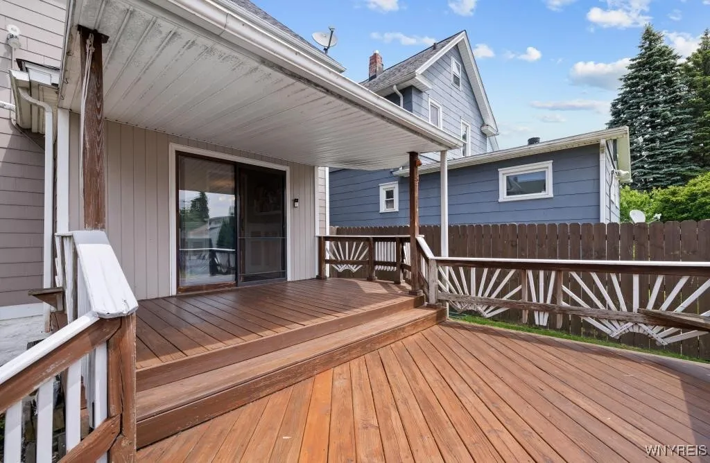 95 Aldrich Place, Buffalo, New York 14220, Buffalo, New York 14220, 3 Bedrooms Bedrooms, 8 Rooms Rooms,1 BathroomBathrooms,Residential,Closed,95 Aldrich Place, Buffalo, New York 14220,0,B1615467