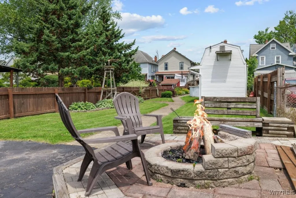 95 Aldrich Place, Buffalo, New York 14220, Buffalo, New York 14220, 3 Bedrooms Bedrooms, 8 Rooms Rooms,1 BathroomBathrooms,Residential,Closed,95 Aldrich Place, Buffalo, New York 14220,0,B1615467