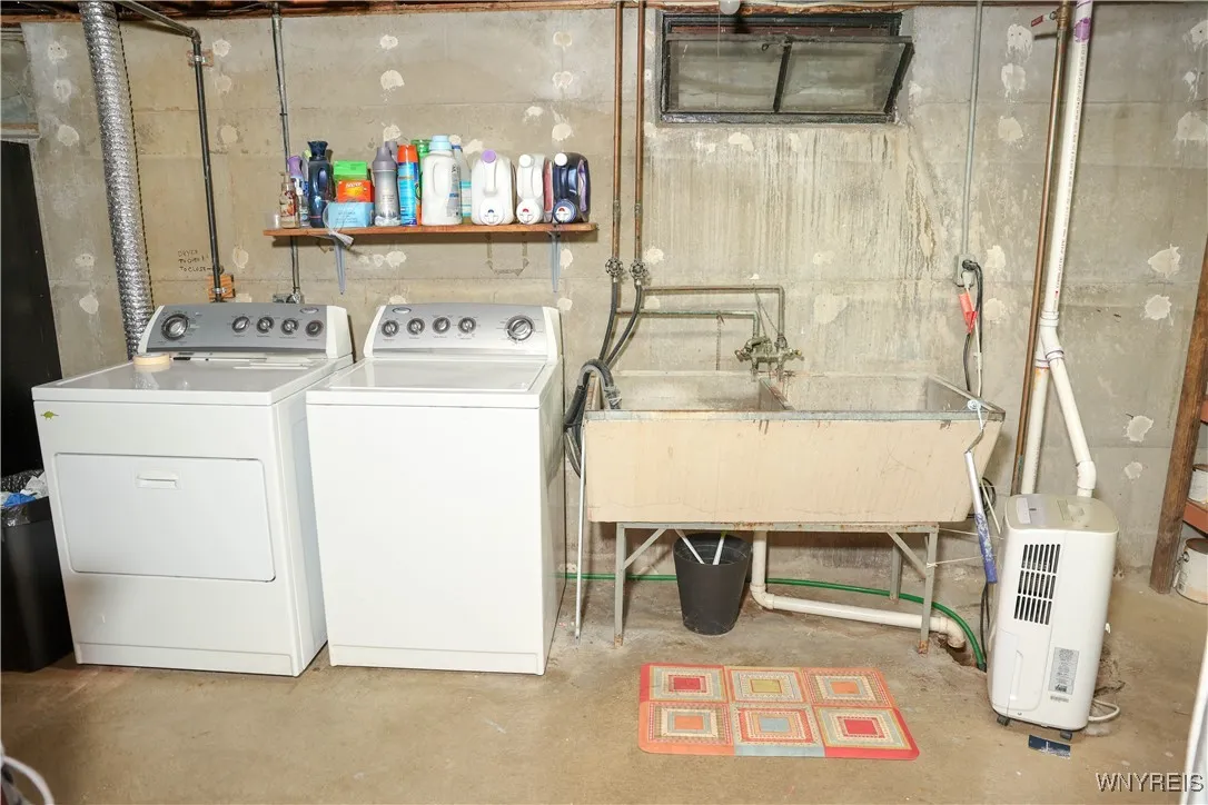 1422 Master Street, North Tonawanda, New York 1412, North Tonawanda, New York 14120, 3 Bedrooms Bedrooms, 6 Rooms Rooms,1 BathroomBathrooms,Residential,Closed,1422 Master Street, North Tonawanda, New York 1412,B1615405