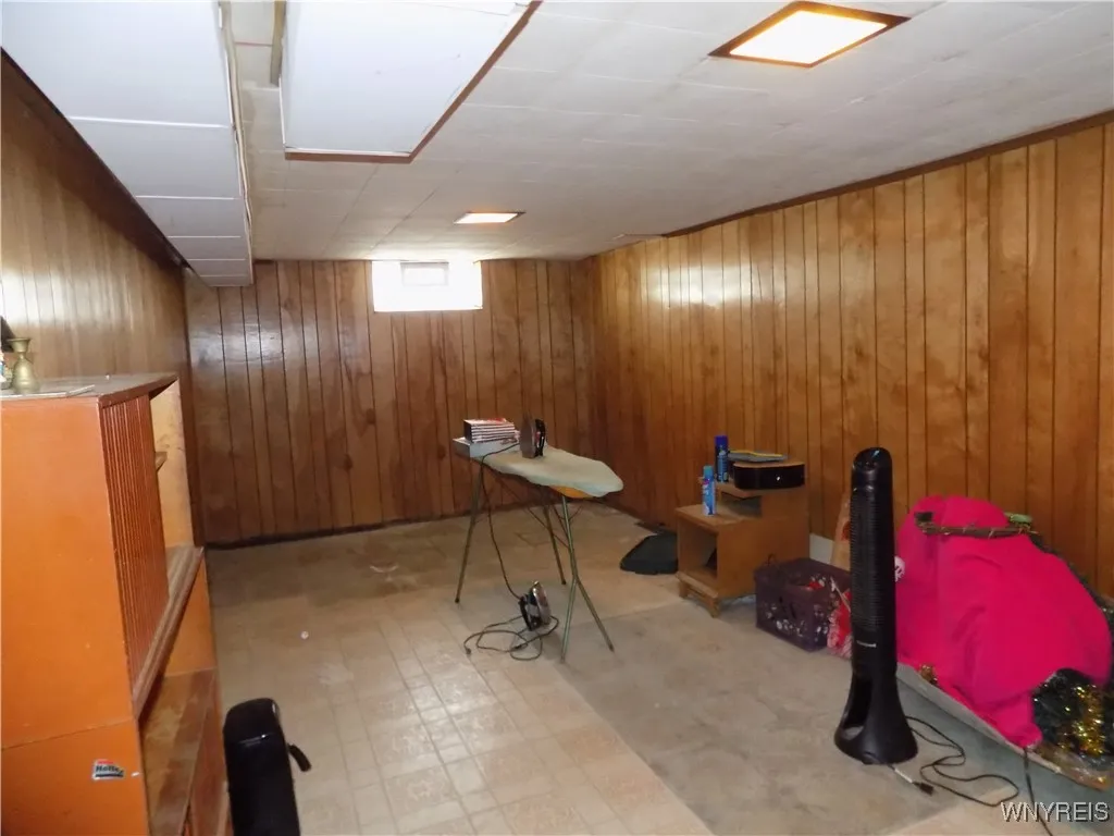 Basment rec. rm.