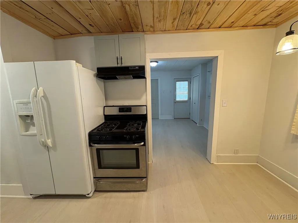 31 Columbia Avenue, Batavia-city, New York 14020, Batavia City, New York 14020, 2 Bedrooms Bedrooms, 7 Rooms Rooms,1 BathroomBathrooms,Residential,Closed,31 Columbia Avenue, Batavia-city, New York 14020,0,B1615555
