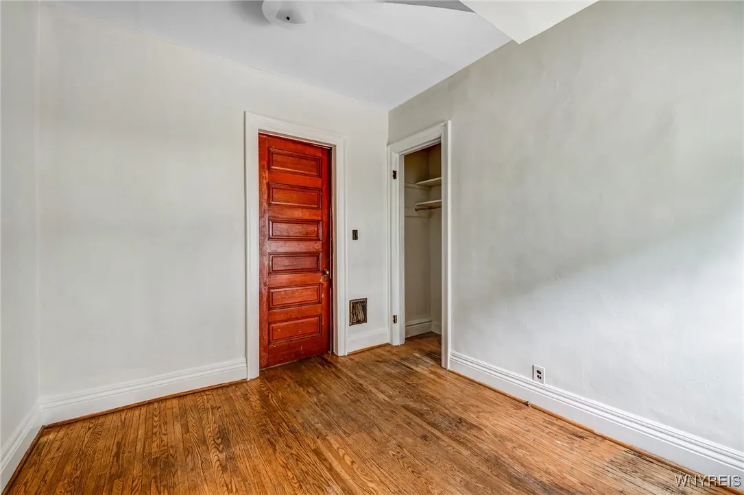 294 Baynes Street, Buffalo, New York 14213, Buffalo, New York 14213, 7 Bedrooms Bedrooms, ,4 BathroomsBathrooms,Residential,Closed,294 Baynes Street, Buffalo, New York 14213,B1615521