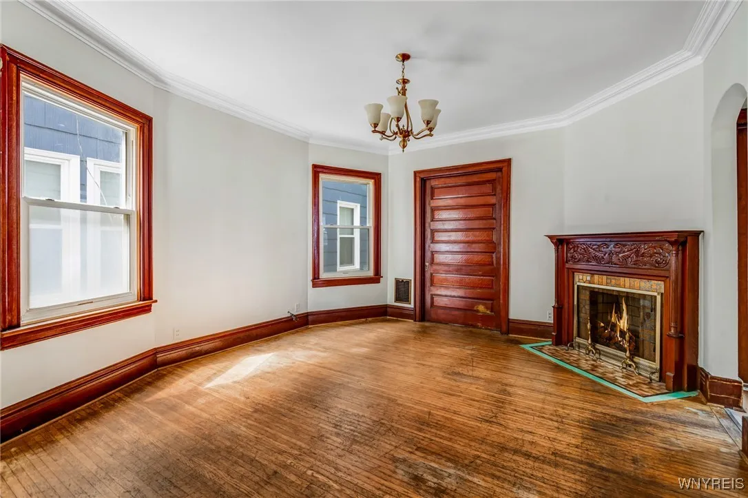 294 Baynes Street, Buffalo, New York 14213, Buffalo, New York 14213, 7 Bedrooms Bedrooms, ,4 BathroomsBathrooms,Residential,Closed,294 Baynes Street, Buffalo, New York 14213,B1615521