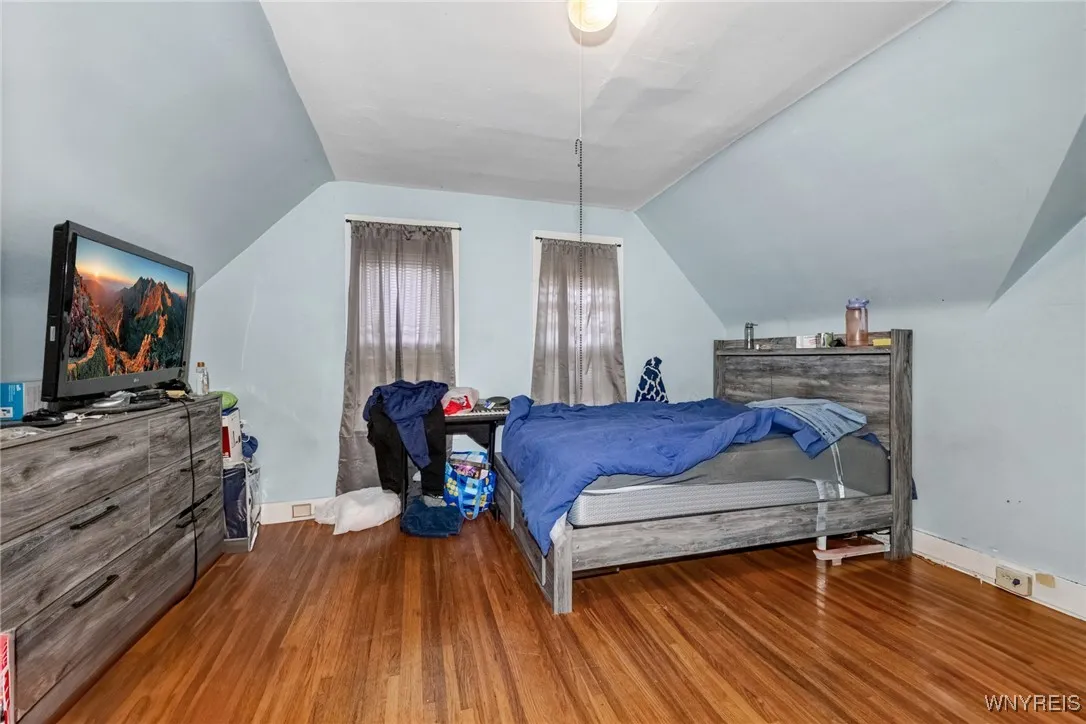 294 Baynes Street, Buffalo, New York 14213, Buffalo, New York 14213, 7 Bedrooms Bedrooms, ,4 BathroomsBathrooms,Residential,Closed,294 Baynes Street, Buffalo, New York 14213,B1615521