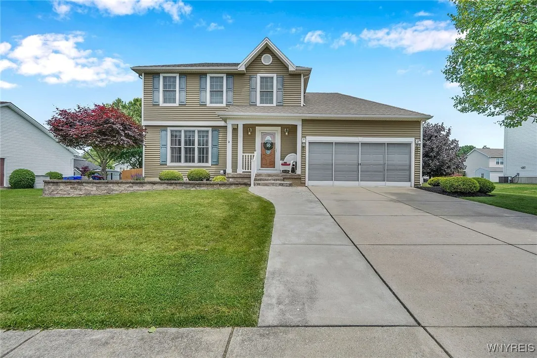 17 Park Meadow Drive, West Seneca, New York 14224, West Seneca, New York 14224, 3 Bedrooms Bedrooms, 9 Rooms Rooms,1 BathroomBathrooms,Residential,Closed,17 Park Meadow Drive, West Seneca, New York 14224,B1615097