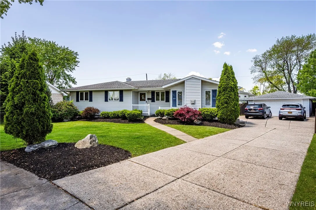 393 Woodgate Road, Tonawanda-town, New York 14150, Tonawanda, New York 14150, 4 Bedrooms Bedrooms, 8 Rooms Rooms,2 BathroomsBathrooms,Residential,Closed,393 Woodgate Road, Tonawanda-town, New York 14150,0,B1615242
