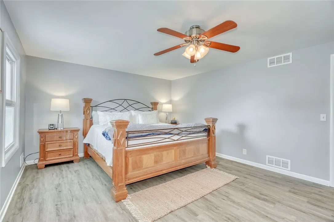 21 Wethersfield Road, Chili, New York 14624, Chili, New York 14624, 3 Bedrooms Bedrooms, 10 Rooms Rooms,2 BathroomsBathrooms,Residential,Closed,21 Wethersfield Road, Chili, New York 14624,R1614769