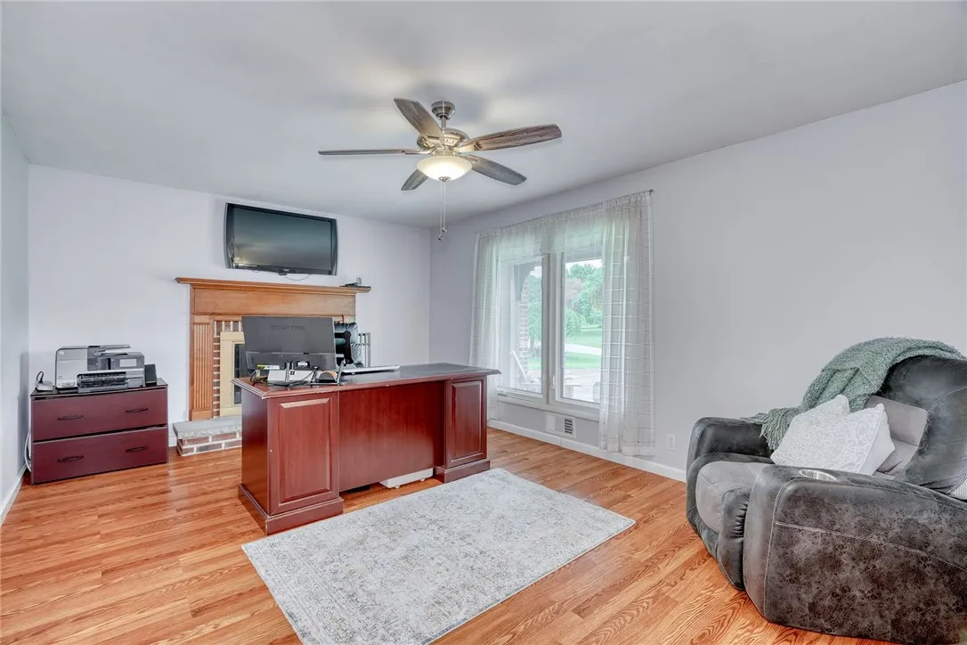 21 Wethersfield Road, Chili, New York 14624, Chili, New York 14624, 3 Bedrooms Bedrooms, 10 Rooms Rooms,2 BathroomsBathrooms,Residential,Closed,21 Wethersfield Road, Chili, New York 14624,R1614769