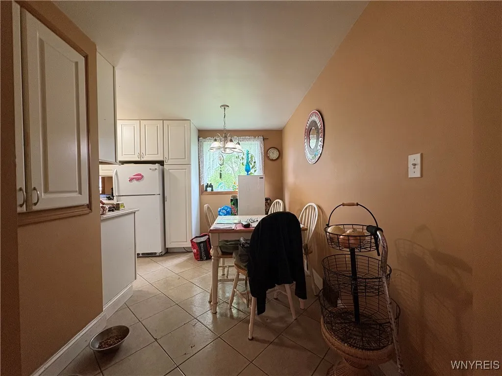 75 Susan Lane, Cheektowaga, New York 14225, Cheektowaga, New York 14225, 3 Bedrooms Bedrooms, 7 Rooms Rooms,1 BathroomBathrooms,Residential,Closed,75 Susan Lane, Cheektowaga, New York 14225,0,B1615507