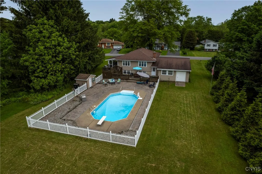 8272 Northgate Drive, Rome-outside, New York 13440, Rome, New York 13440, 4 Bedrooms Bedrooms, 10 Rooms Rooms,2 BathroomsBathrooms,Residential,Closed,8272 Northgate Drive, Rome-outside, New York 13440,S1613359