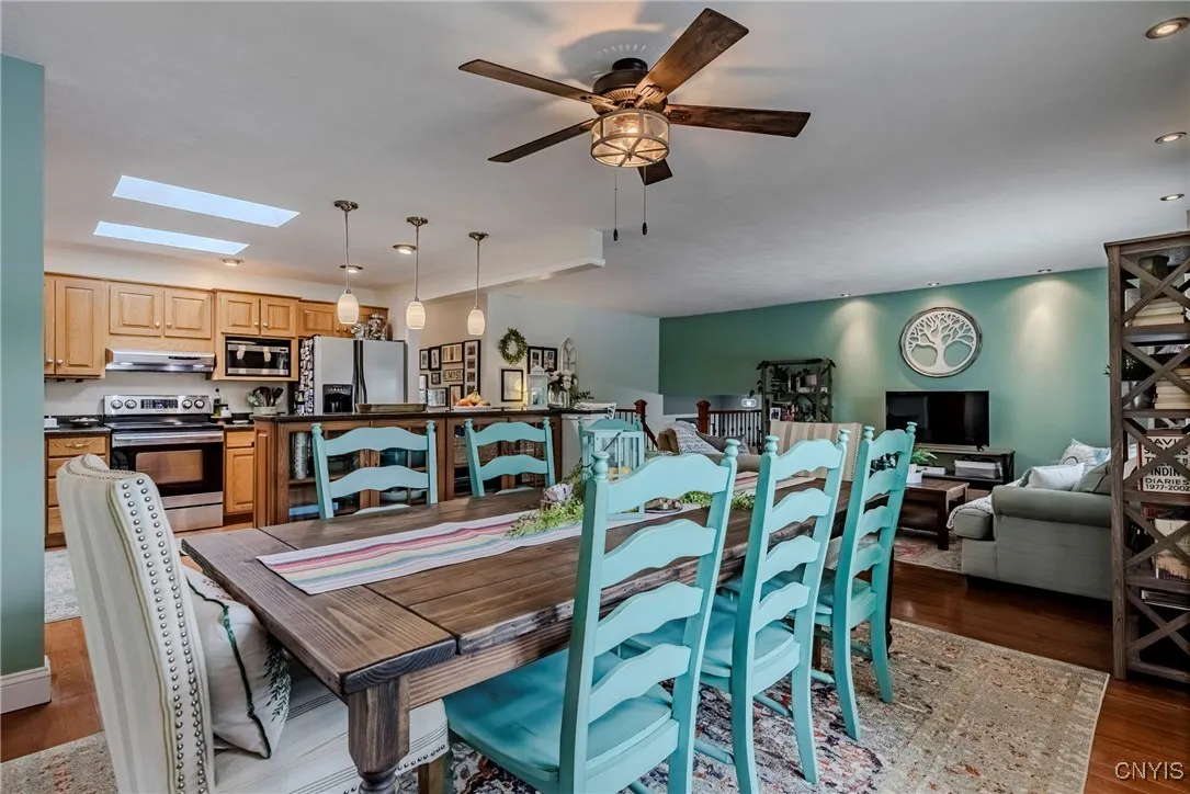 8272 Northgate Drive, Rome-outside, New York 13440, Rome, New York 13440, 4 Bedrooms Bedrooms, 10 Rooms Rooms,2 BathroomsBathrooms,Residential,Closed,8272 Northgate Drive, Rome-outside, New York 13440,S1613359