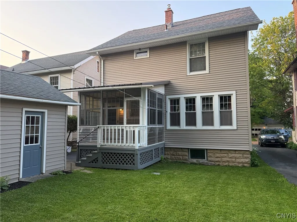 24 Van Vorst Street, Utica, New York 13501, Utica, New York 13501, 3 Bedrooms Bedrooms, 7 Rooms Rooms,2 BathroomsBathrooms,Residential,Closed,24 Van Vorst Street, Utica, New York 13501,S1615567