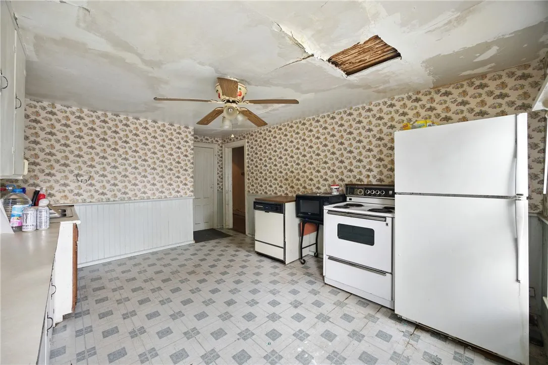 500 Liberty Street, Milo, New York 14527, Milo, New York 14527, 6 Bedrooms Bedrooms, ,3 BathroomsBathrooms,Residential,Closed,500 Liberty Street, Milo, New York 14527,0,R1615303