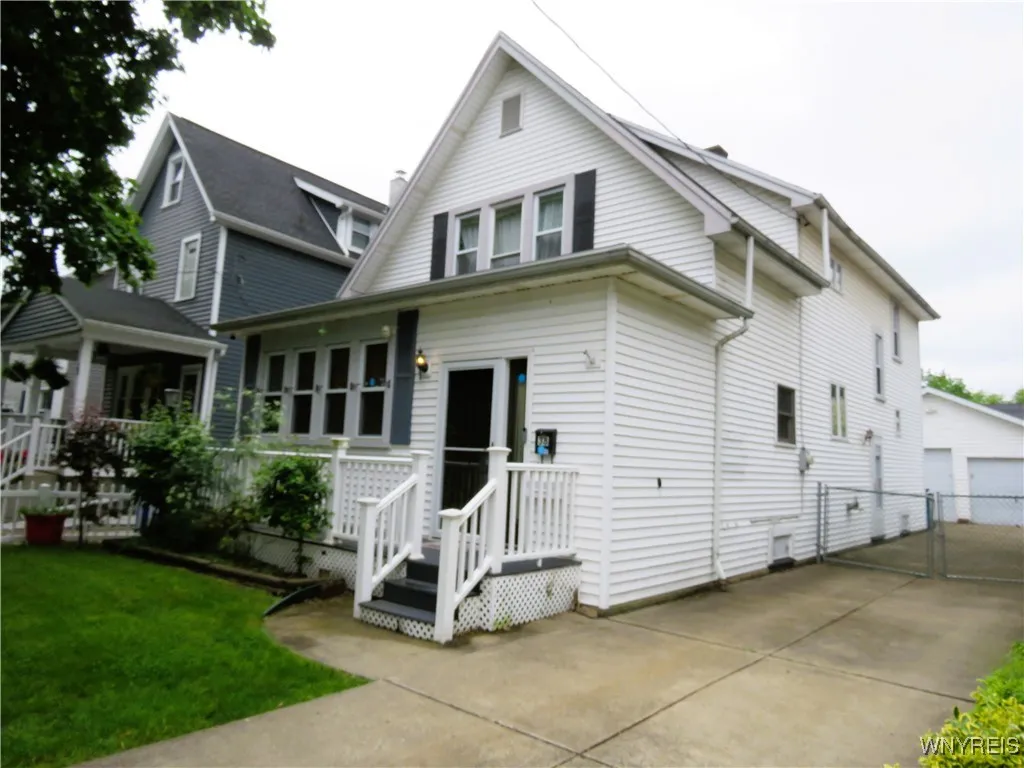 Right Side Exterior