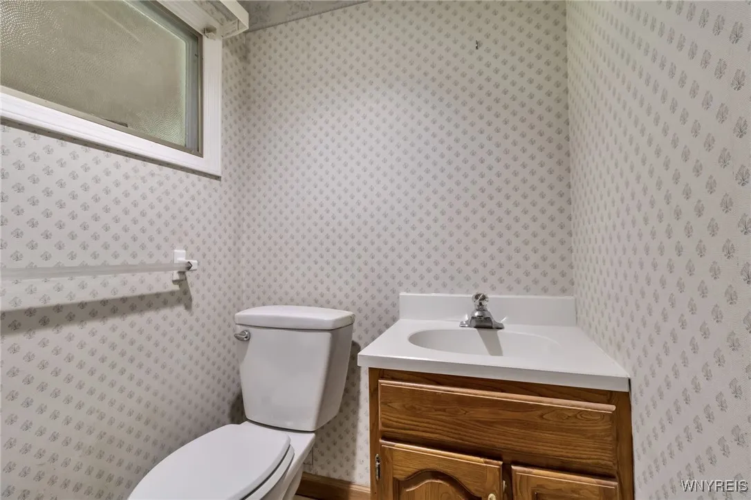 535 Bauman Road, Amherst, New York 14221, Amherst, New York 14221, 4 Bedrooms Bedrooms, 8 Rooms Rooms,1 BathroomBathrooms,Residential,For Sale,535 Bauman Road, Amherst, New York 14221,0,B1613527