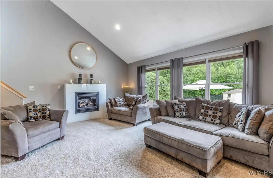 39 Chicory Ln, Lancaster, New York 14086, Lancaster, New York 14086, 5 Bedrooms Bedrooms, 11 Rooms Rooms,2 BathroomsBathrooms,Residential,Closed,39 Chicory Ln, Lancaster, New York 14086,0,B1615681