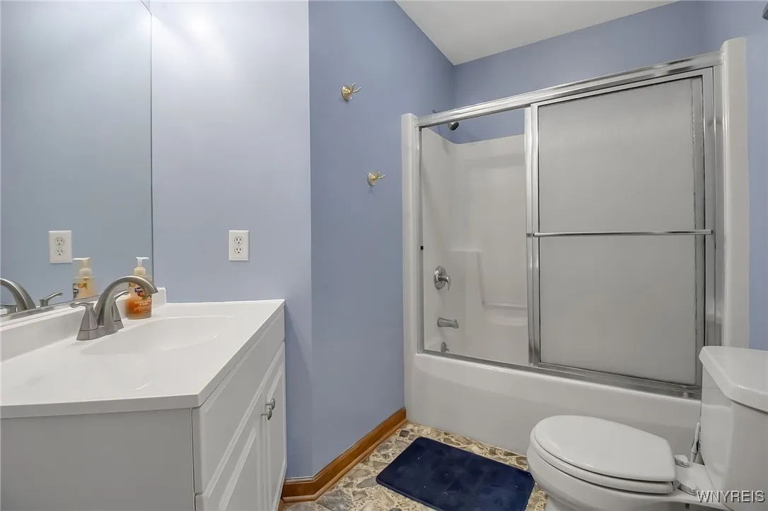 6553 Vermont Hill Road, Wales, New York 14139, Wales, New York 14139, 5 Bedrooms Bedrooms, 12 Rooms Rooms,5 BathroomsBathrooms,Residential,For Sale,6553 Vermont Hill Road, Wales, New York 14139,0,B1615711