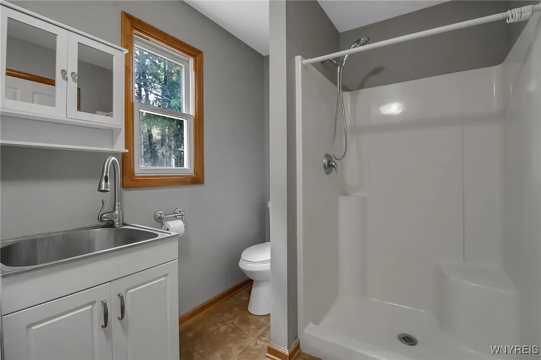 6553 Vermont Hill Road, Wales, New York 14139, Wales, New York 14139, 5 Bedrooms Bedrooms, 12 Rooms Rooms,5 BathroomsBathrooms,Residential,For Sale,6553 Vermont Hill Road, Wales, New York 14139,0,B1615711