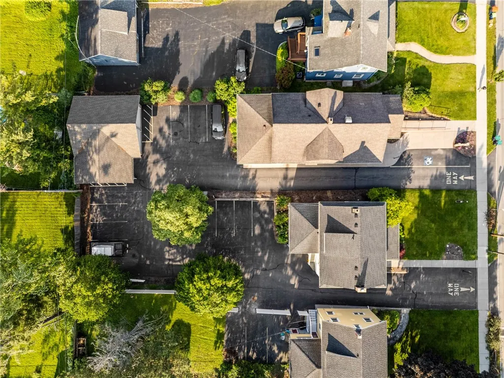 62 Empire Boulevard, Irondequoit, New York 14609, Irondequoit, New York 14609, ,Commercial Sale,For Sale,62 Empire Boulevard, Irondequoit, New York 14609,0,R1615504
