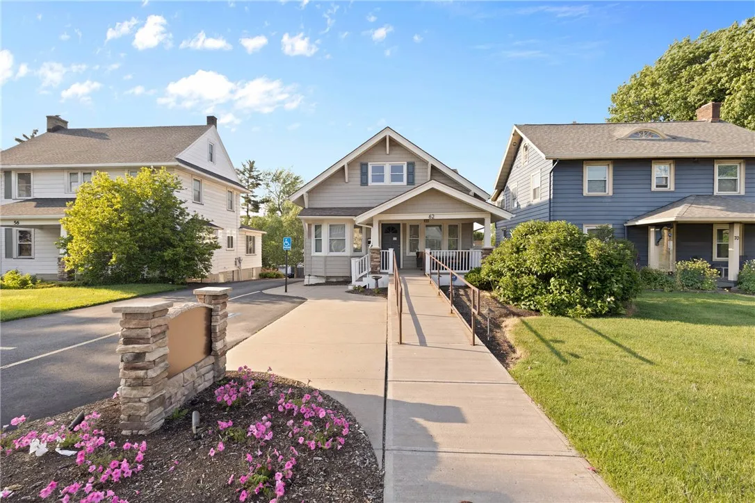 62 Empire Boulevard, Irondequoit, New York 14609, Irondequoit, New York 14609, ,Commercial Sale,For Sale,62 Empire Boulevard, Irondequoit, New York 14609,0,R1615504