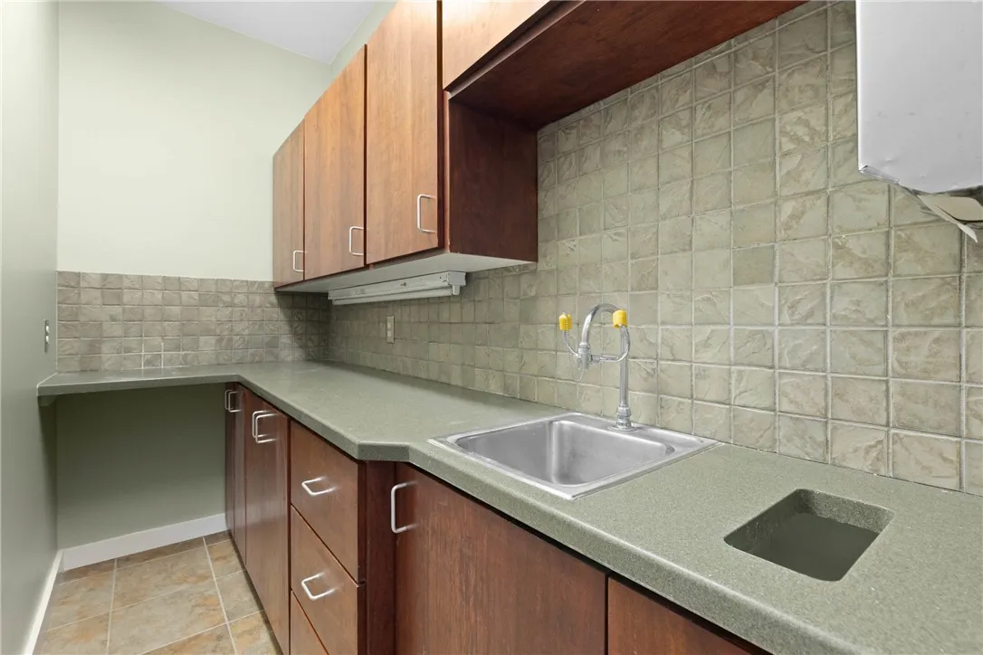 62 Empire Boulevard, Irondequoit, New York 14609, Irondequoit, New York 14609, ,Commercial Sale,For Sale,62 Empire Boulevard, Irondequoit, New York 14609,0,R1615504