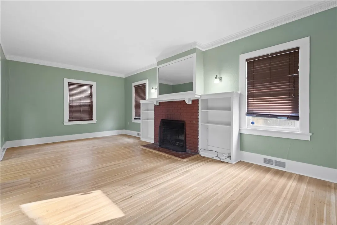 56 Empire Boulevard, Irondequoit, New York 14609, Irondequoit, New York 14609, ,Commercial Sale,For Sale,56 Empire Boulevard, Irondequoit, New York 14609,0,R1615466