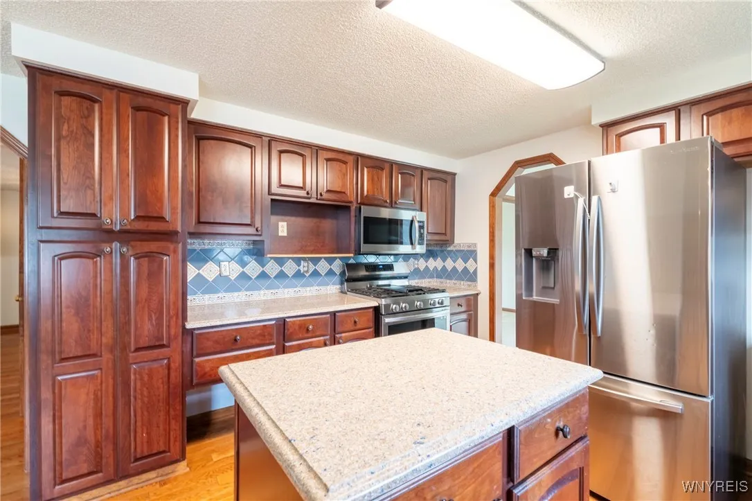 64 Bywater Drive, Amherst, New York 14068, Amherst, New York 14068, 4 Bedrooms Bedrooms, 8 Rooms Rooms,3 BathroomsBathrooms,Residential,Closed,64 Bywater Drive, Amherst, New York 14068,0,B1615744