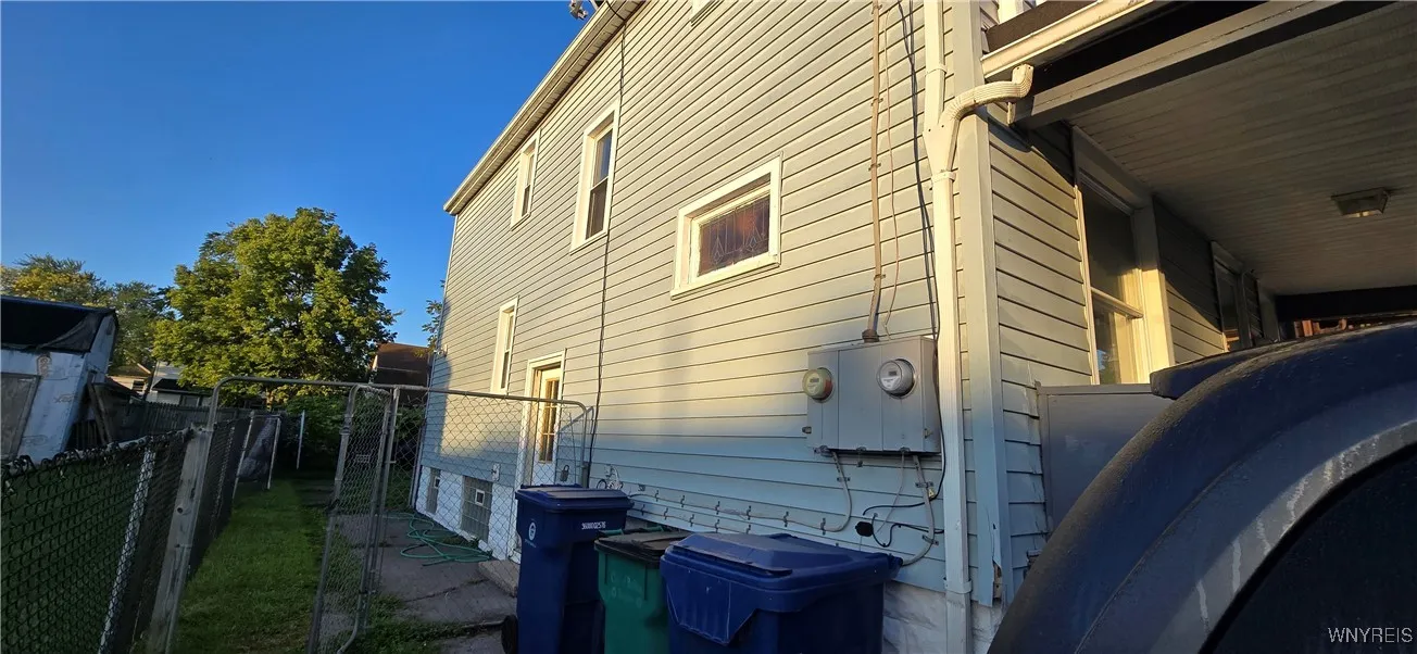 129 Albert Avenue, Buffalo, New York 14207, Buffalo, New York 14207, 4 Bedrooms Bedrooms, ,2 BathroomsBathrooms,Residential,For Sale,129 Albert Avenue, Buffalo, New York 14207,0,B1615551