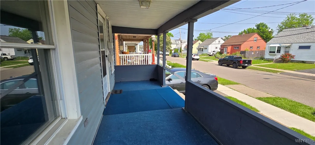 129 Albert Avenue, Buffalo, New York 14207, Buffalo, New York 14207, 4 Bedrooms Bedrooms, ,2 BathroomsBathrooms,Residential,For Sale,129 Albert Avenue, Buffalo, New York 14207,0,B1615551
