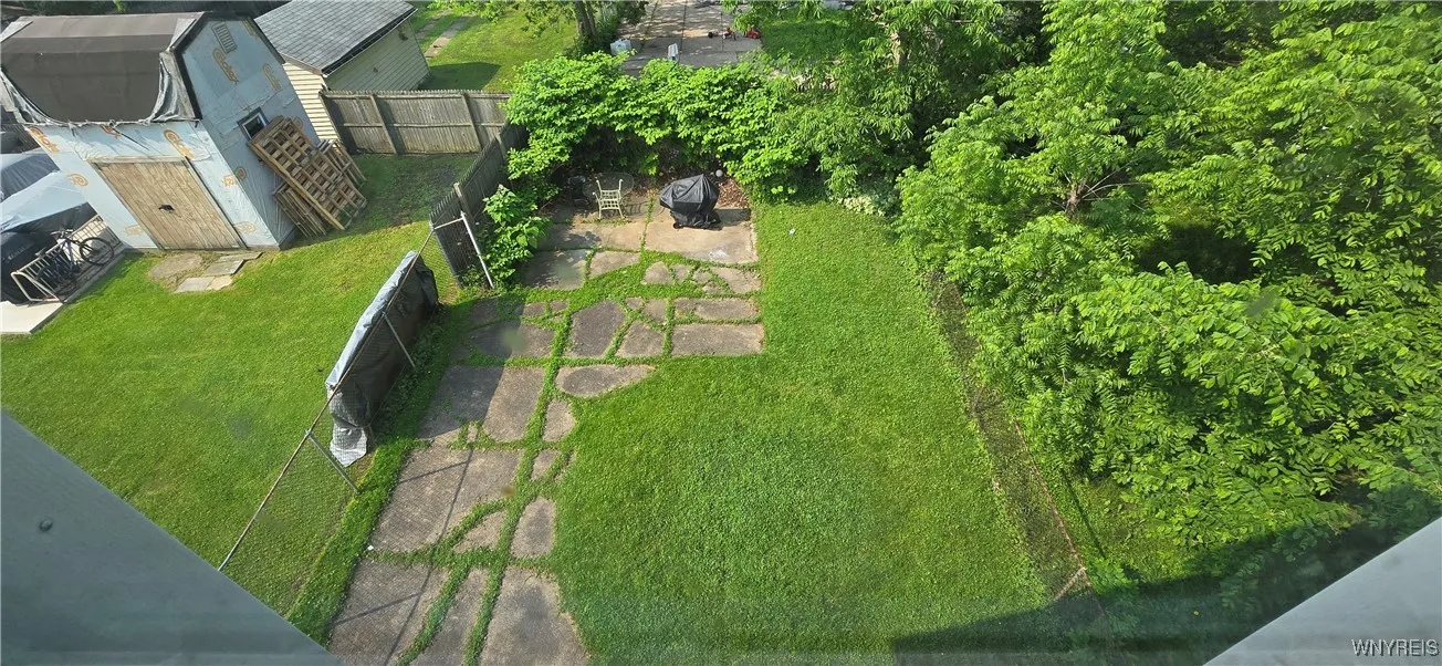 129 Albert Avenue, Buffalo, New York 14207, Buffalo, New York 14207, 4 Bedrooms Bedrooms, ,2 BathroomsBathrooms,Residential,For Sale,129 Albert Avenue, Buffalo, New York 14207,0,B1615551