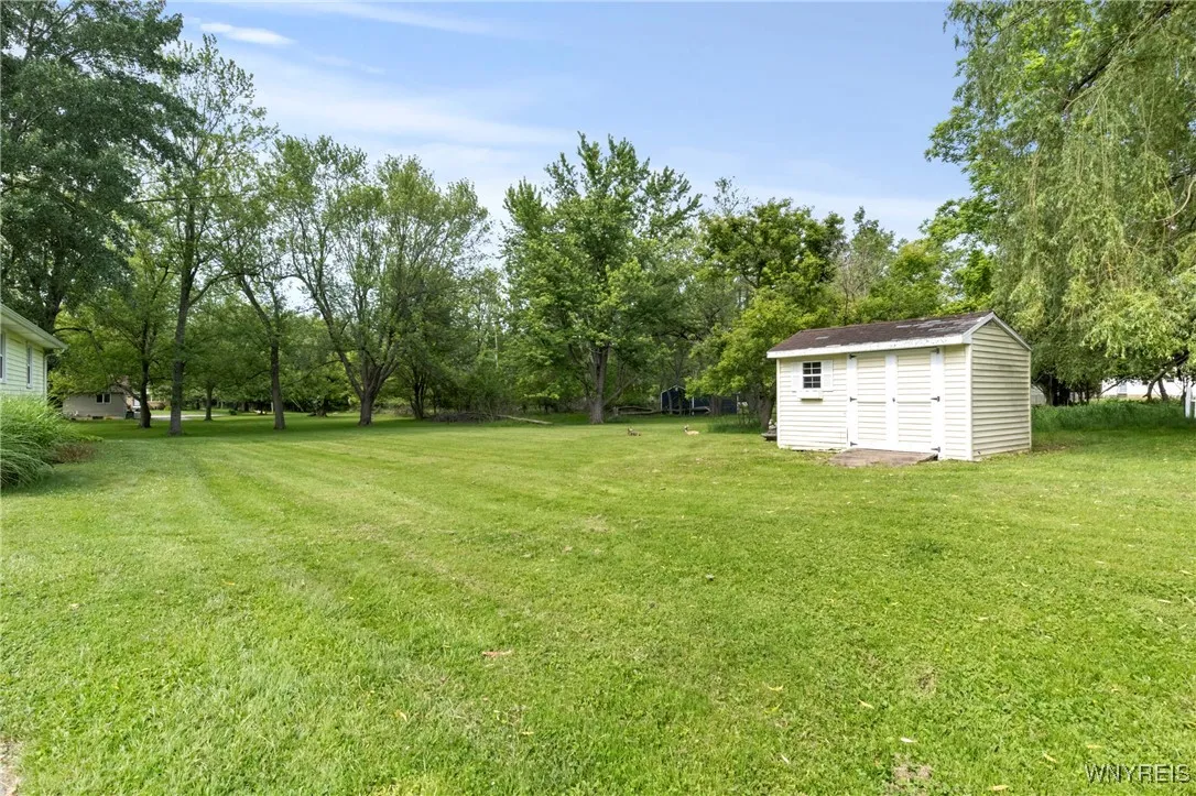 22 Carol Drive, West Seneca, New York 14224, West Seneca, New York 14224, 3 Bedrooms Bedrooms, 7 Rooms Rooms,2 BathroomsBathrooms,Residential,Closed,22 Carol Drive, West Seneca, New York 14224,B1615334