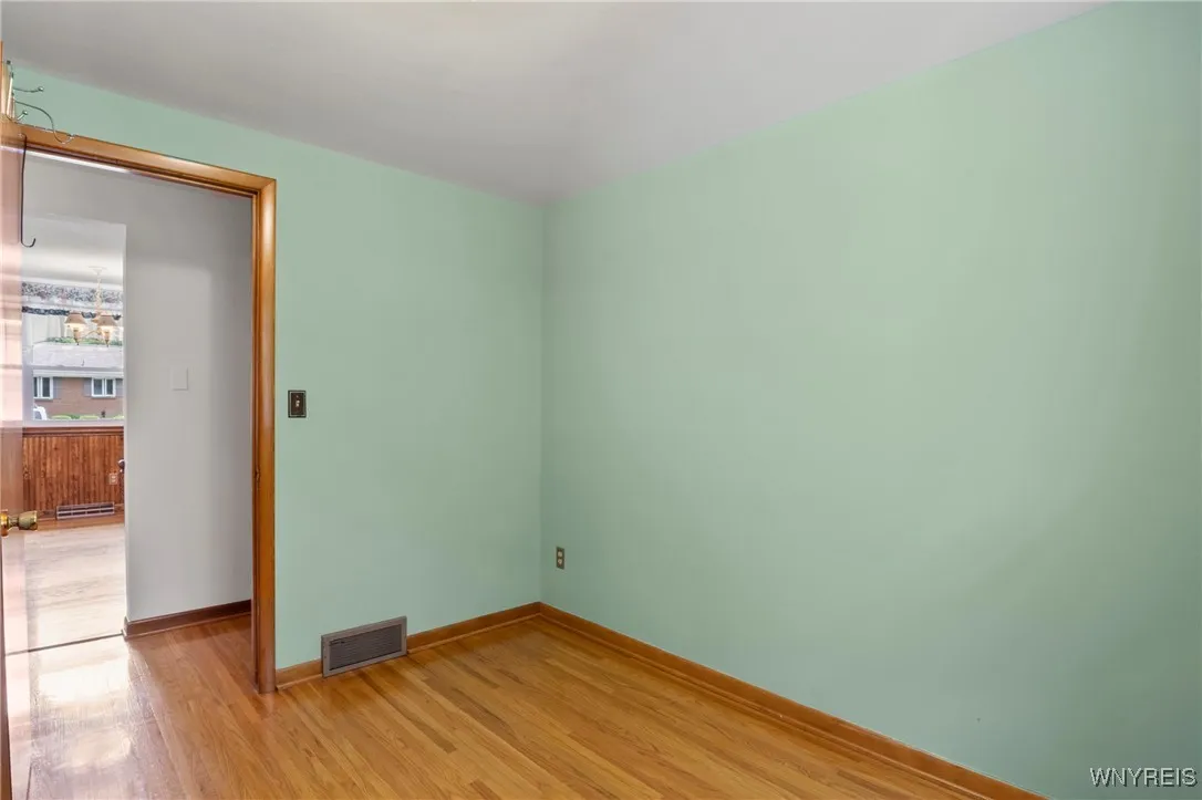 22 Carol Drive, West Seneca, New York 14224, West Seneca, New York 14224, 3 Bedrooms Bedrooms, 7 Rooms Rooms,2 BathroomsBathrooms,Residential,Closed,22 Carol Drive, West Seneca, New York 14224,B1615334