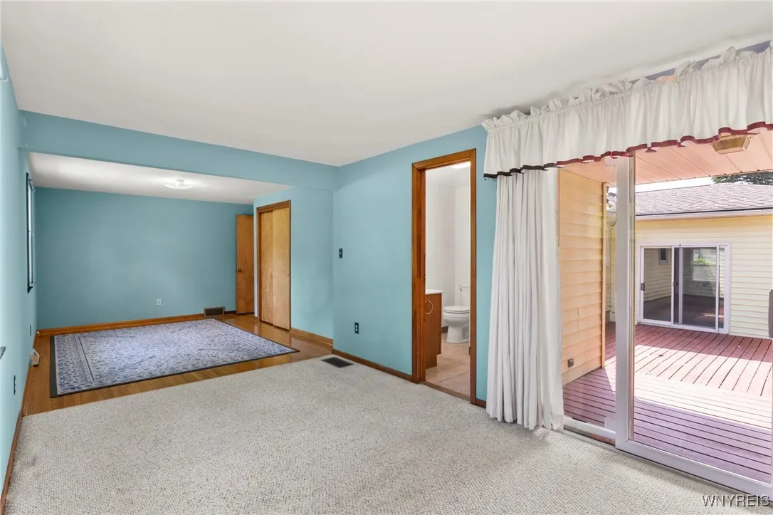 22 Carol Drive, West Seneca, New York 14224, West Seneca, New York 14224, 3 Bedrooms Bedrooms, 7 Rooms Rooms,2 BathroomsBathrooms,Residential,Closed,22 Carol Drive, West Seneca, New York 14224,B1615334