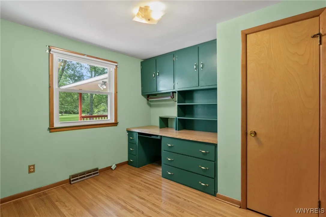 22 Carol Drive, West Seneca, New York 14224, West Seneca, New York 14224, 3 Bedrooms Bedrooms, 7 Rooms Rooms,2 BathroomsBathrooms,Residential,Closed,22 Carol Drive, West Seneca, New York 14224,B1615334