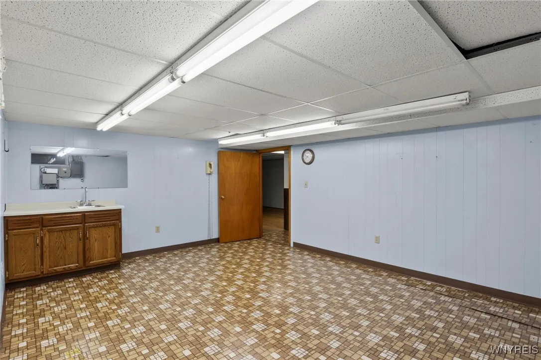 22 Carol Drive, West Seneca, New York 14224, West Seneca, New York 14224, 3 Bedrooms Bedrooms, 7 Rooms Rooms,2 BathroomsBathrooms,Residential,Closed,22 Carol Drive, West Seneca, New York 14224,B1615334
