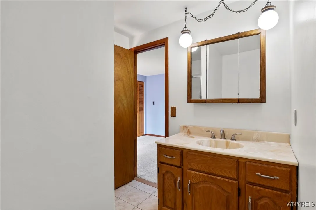 22 Carol Drive, West Seneca, New York 14224, West Seneca, New York 14224, 3 Bedrooms Bedrooms, 7 Rooms Rooms,2 BathroomsBathrooms,Residential,Closed,22 Carol Drive, West Seneca, New York 14224,B1615334