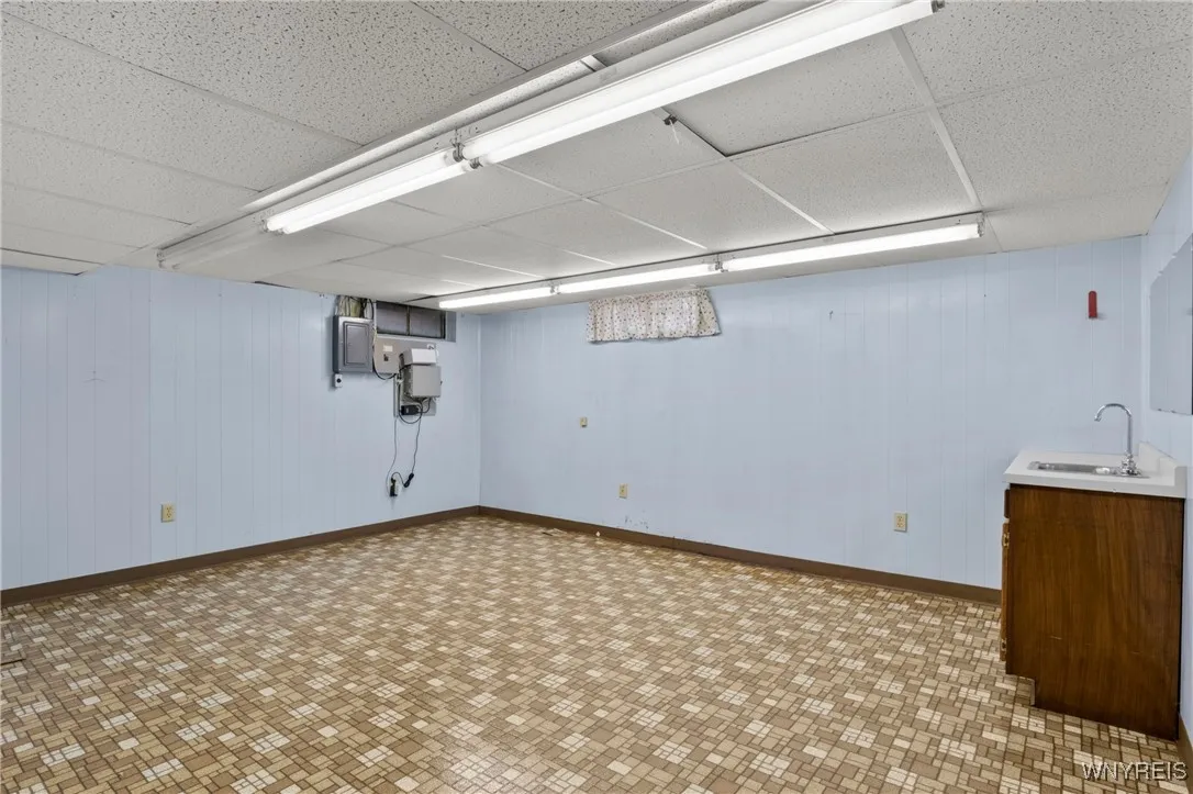 22 Carol Drive, West Seneca, New York 14224, West Seneca, New York 14224, 3 Bedrooms Bedrooms, 7 Rooms Rooms,2 BathroomsBathrooms,Residential,Closed,22 Carol Drive, West Seneca, New York 14224,B1615334