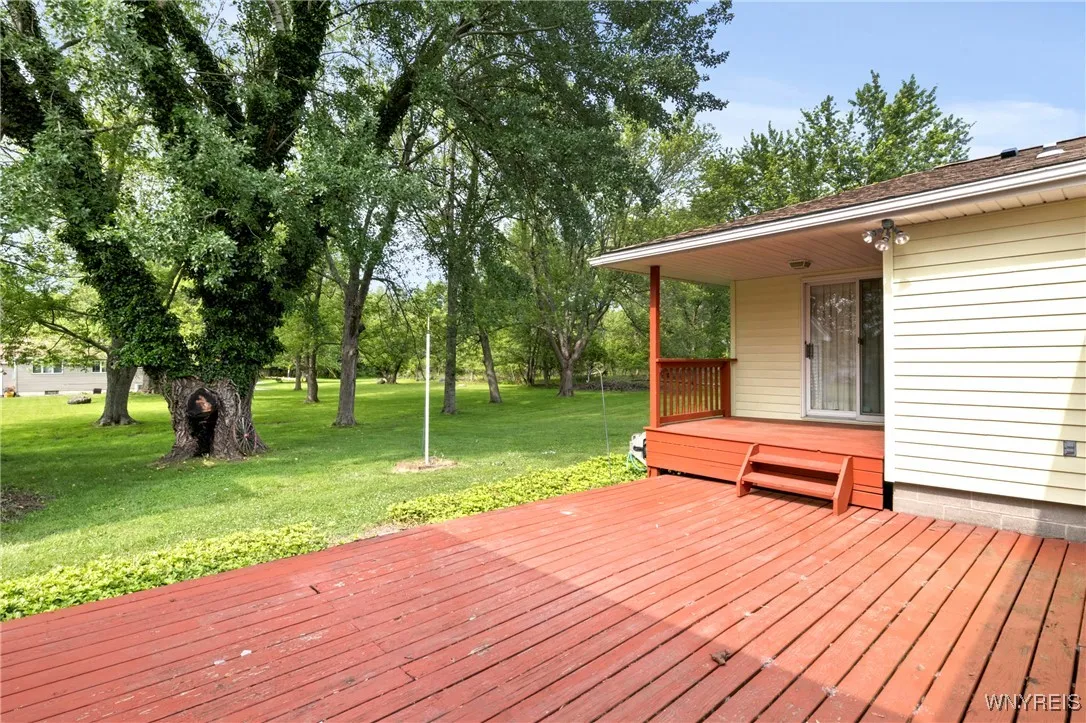 22 Carol Drive, West Seneca, New York 14224, West Seneca, New York 14224, 3 Bedrooms Bedrooms, 7 Rooms Rooms,2 BathroomsBathrooms,Residential,Closed,22 Carol Drive, West Seneca, New York 14224,B1615334