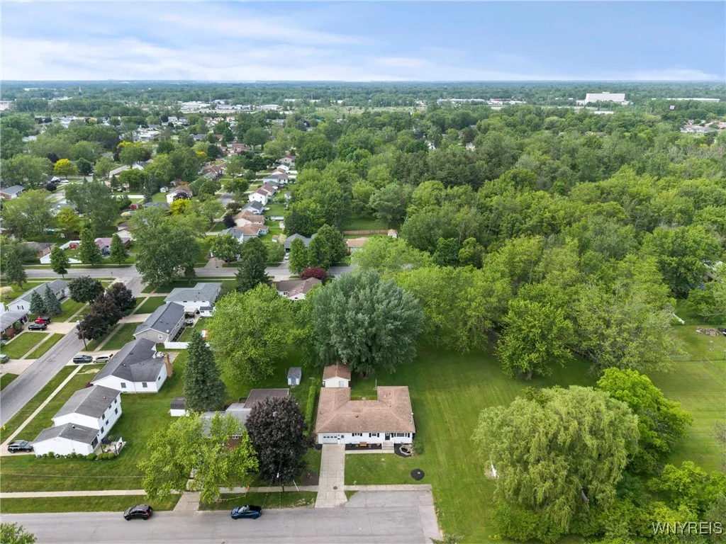 22 Carol Drive, West Seneca, New York 14224, West Seneca, New York 14224, 3 Bedrooms Bedrooms, 7 Rooms Rooms,2 BathroomsBathrooms,Residential,Closed,22 Carol Drive, West Seneca, New York 14224,B1615334