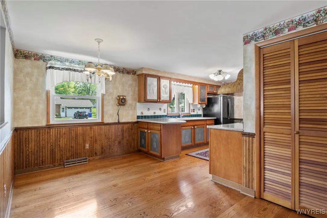 22 Carol Drive, West Seneca, New York 14224, West Seneca, New York 14224, 3 Bedrooms Bedrooms, 7 Rooms Rooms,2 BathroomsBathrooms,Residential,Closed,22 Carol Drive, West Seneca, New York 14224,B1615334