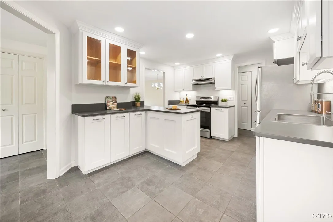 4797 Huntwood, Manlius, New York 13104, Manlius, New York 13104, 2 Bedrooms Bedrooms, 8 Rooms Rooms,1 BathroomBathrooms,Residential,Closed,4797 Huntwood, Manlius, New York 13104,0,S1610724