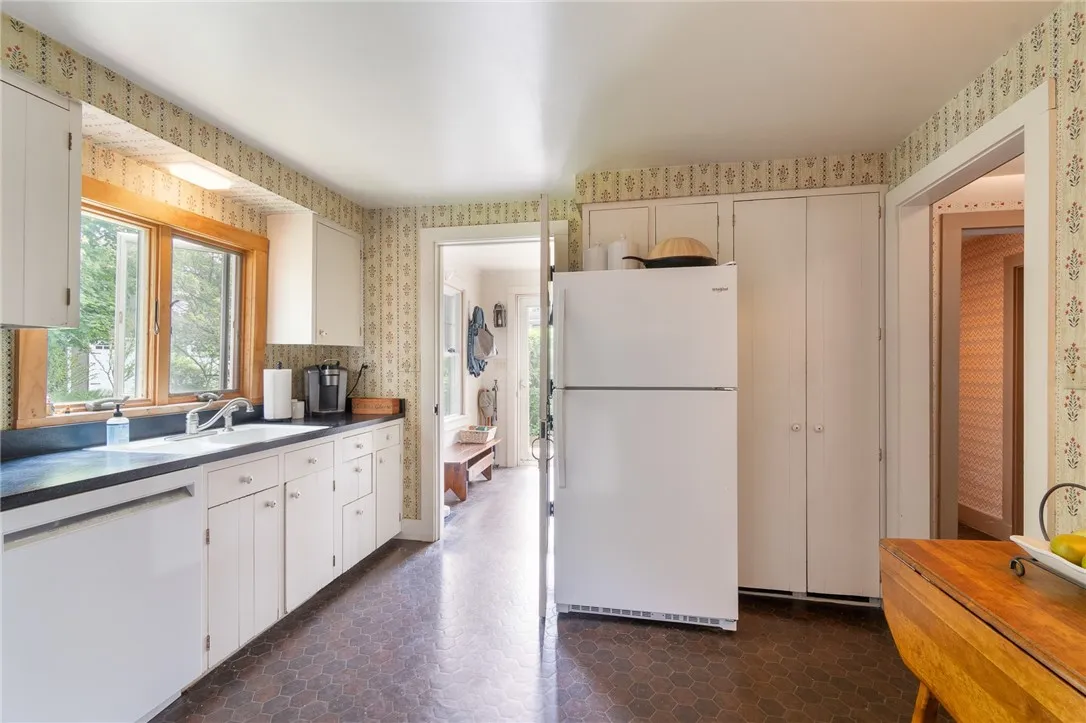 Look at all the counter space! There’s even a FLOOR TO CEILING pantry!