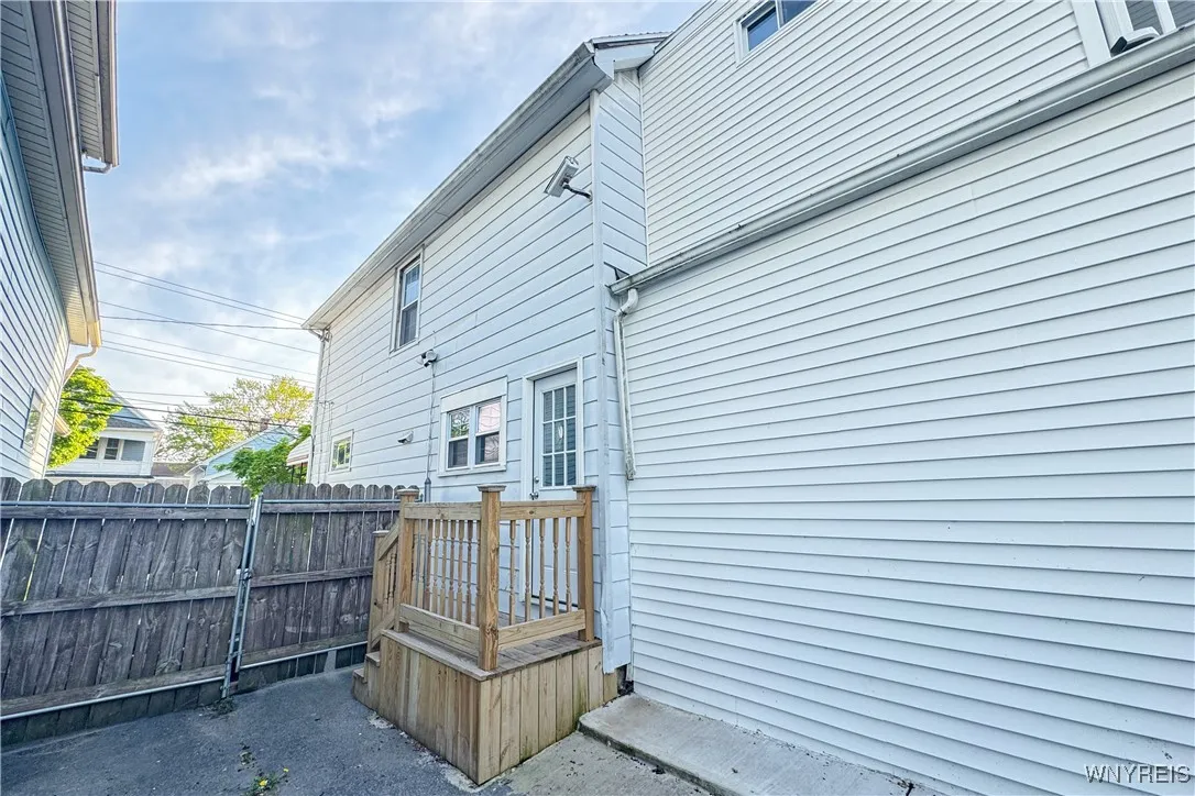 152 Philadelphia Street, Buffalo, New York 14207, Buffalo, New York 14207, 3 Bedrooms Bedrooms, 3 Rooms Rooms,2 BathroomsBathrooms,Residential,Closed,152 Philadelphia Street, Buffalo, New York 14207,0,B1615780